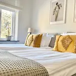 WOW, Föreningsgatan 9